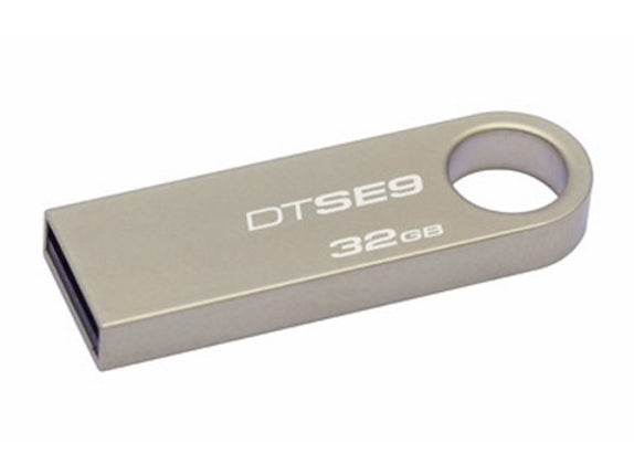 KINGSTON DataTraveler SE9 USB 2.0 32 GB Flash Drive